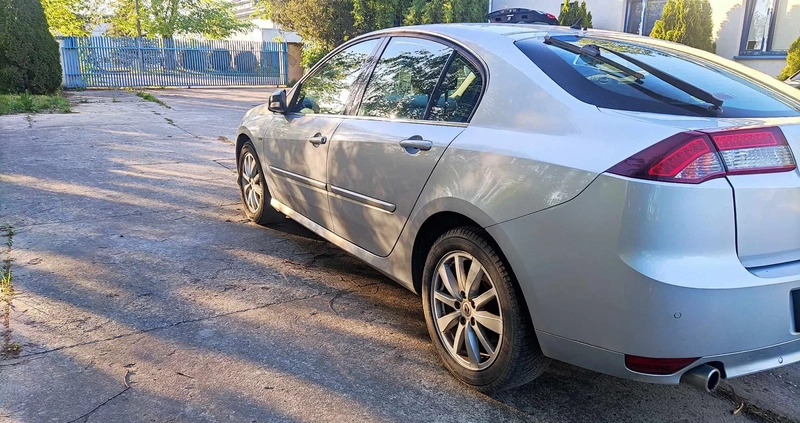 Renault Laguna cena 25000 przebieg: 206568, rok produkcji 2012 z Jordanów małe 106